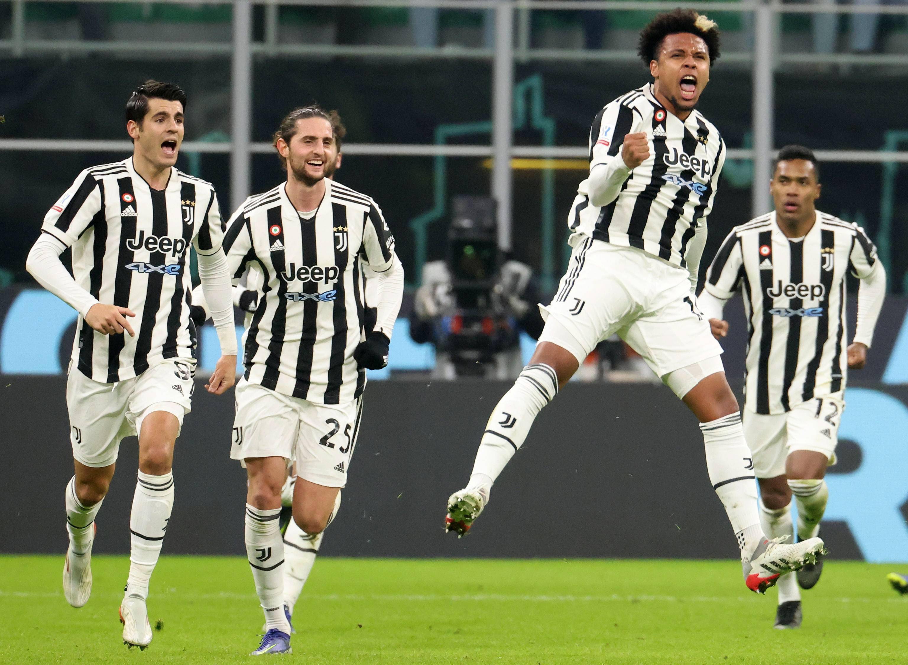 建立季度披 建立季度披