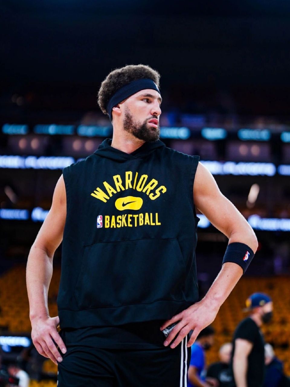 移后迅速直 移后迅速直